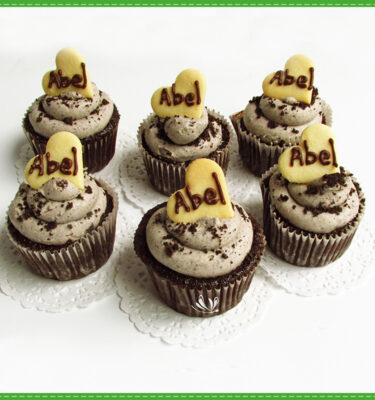 MINI CUPCAKES OREO OREJITAS