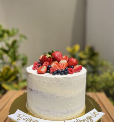 NAKED CAKE Y FRUTOS ROJOS