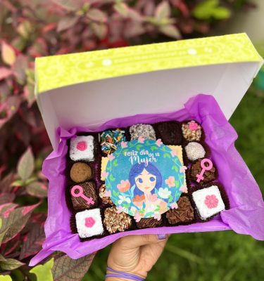 Mix Box Especial Día de la Mujer con Arte en Papel de Arroz