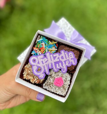 Mini Four Especial Día de la Mujer: Brillante Celebración