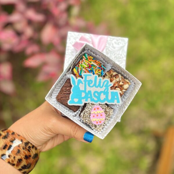 Mini Four de Brownies con Toppings Especiales