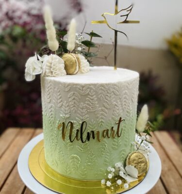 PRIMERA COMUNIÓN FLORES: Dulzura que florece con su fe ✨