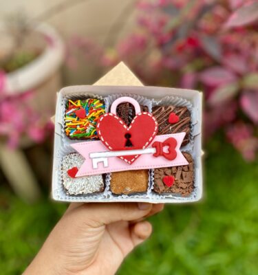 MINI SIX: LLAVE ❤️