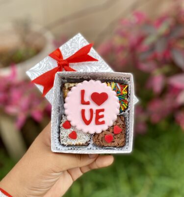 MINI FOUR: LOVE ❤️