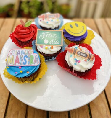 Cupcakes para celebrar a quienes enseñan con el corazón